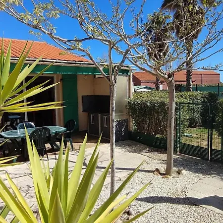 Maison De 2 A A 500 M De La Avec Piscine Partagee Et Jardin Clos