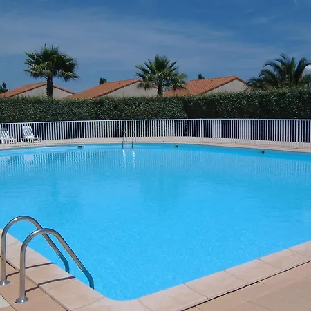 Semesterbostad Maison Confortable A Avec Jardin Prive Torreilles