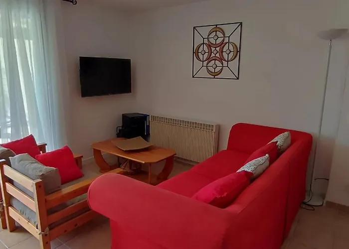 Σπίτι διακοπών Maison Confortable A Avec Jardin Prive *