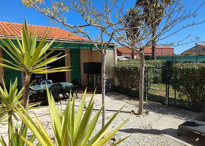 Maison Confortable A Avec Jardin Prive